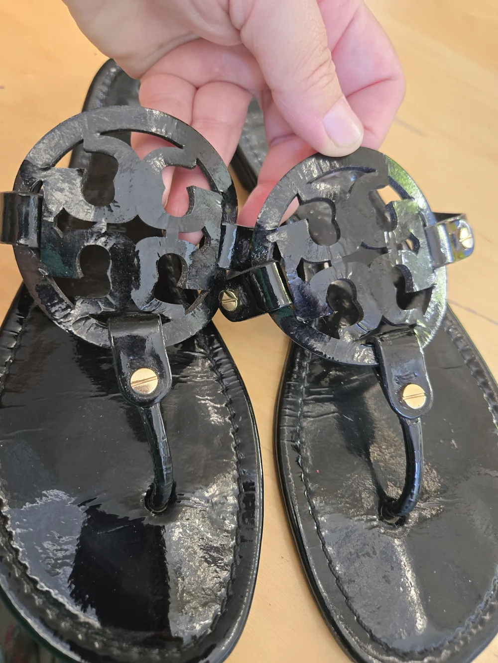 TORY BURCH MILLER SANDAL FLIP FLOP PATENT LEATHER BLACK SIZE 9
